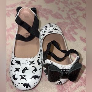 Monkey Feet White and Black Dinosaur Mary Jane Shoes with Bow